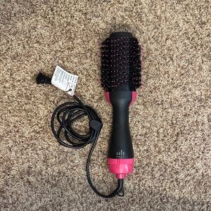 Black and Pink Hair Styling Brush